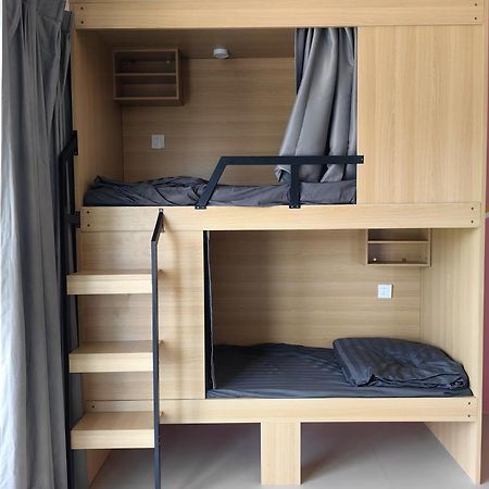 Arena Boutique Hotel Female Only Тонгсала Екстер'єр фото