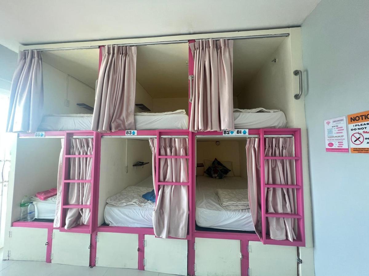 Arena Boutique Hotel Female Only Тонгсала Екстер'єр фото